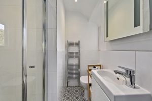 Ensuite Shower Room- click for photo gallery